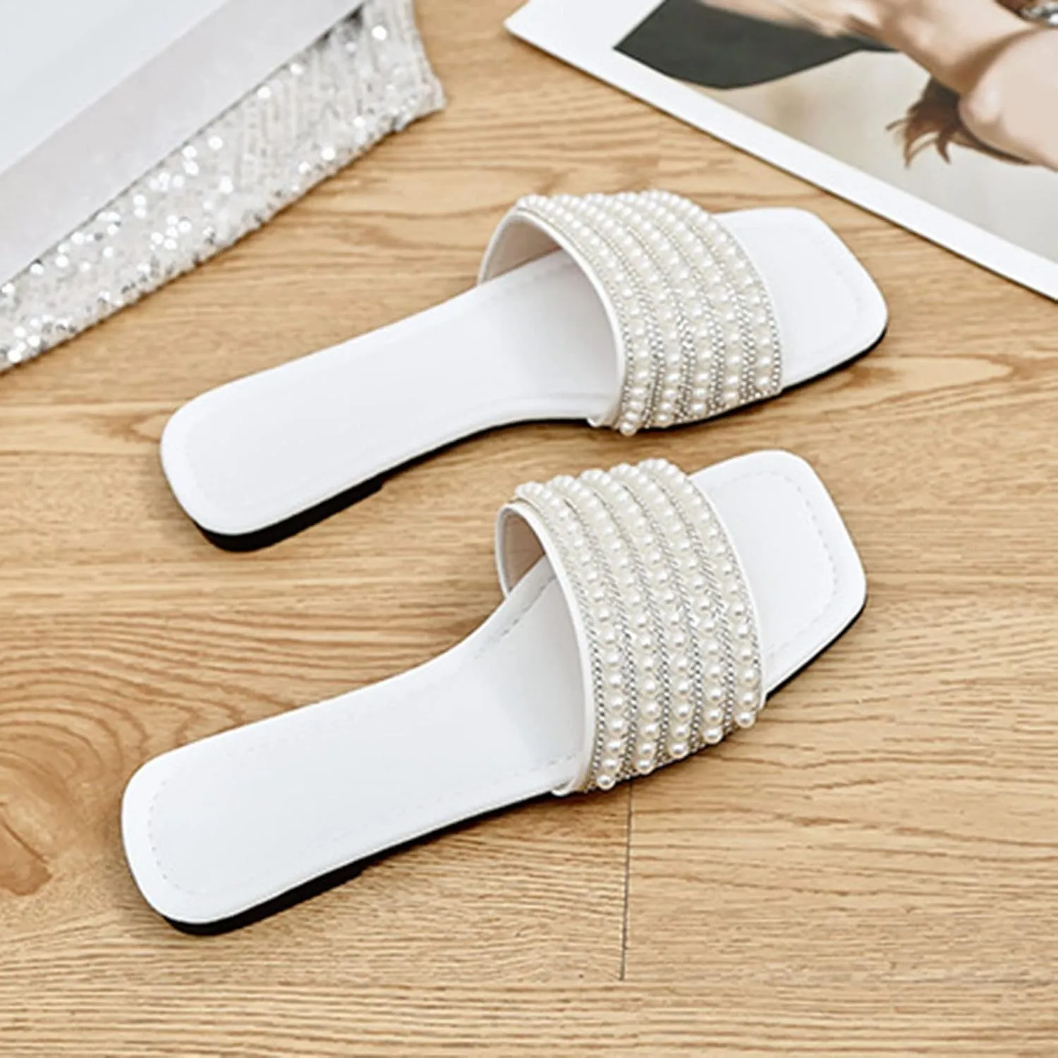 Casual Dress Women's Sandals 2025 Women Slippers Summer New Pattern Fashion Pearl Decorative Flat Bottom Comfortable Non