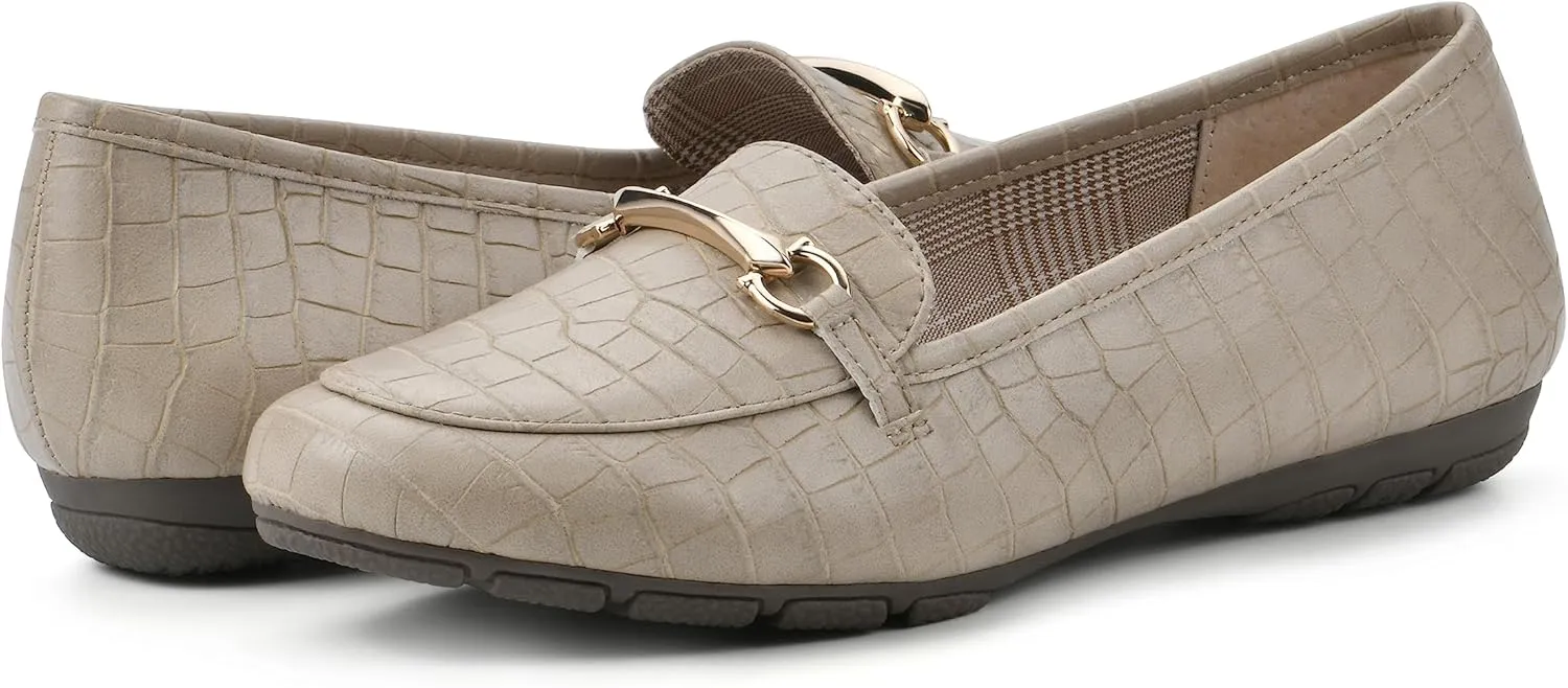 CLIFFS BY WHITE MOUNTAIN Women's Glowing Cushioned Loafer Flat