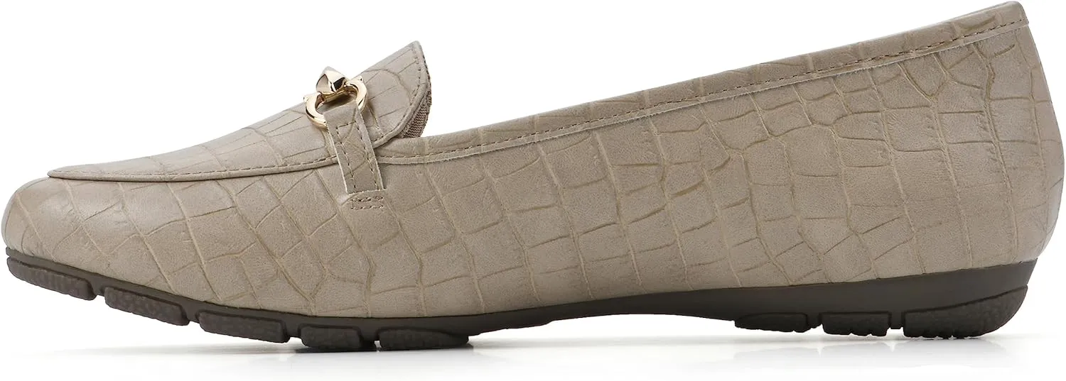 CLIFFS BY WHITE MOUNTAIN Women's Glowing Cushioned Loafer Flat