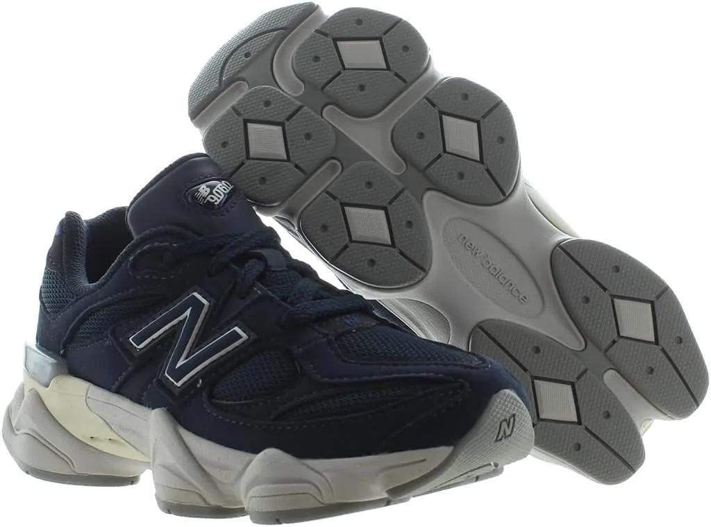 New Balance Women's 327 Sneaker