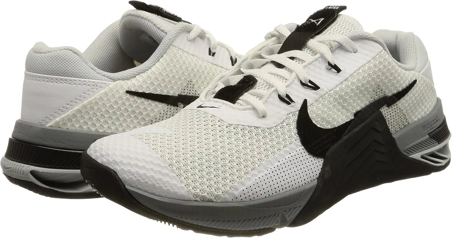 Nike Men's Sneaker, 0
