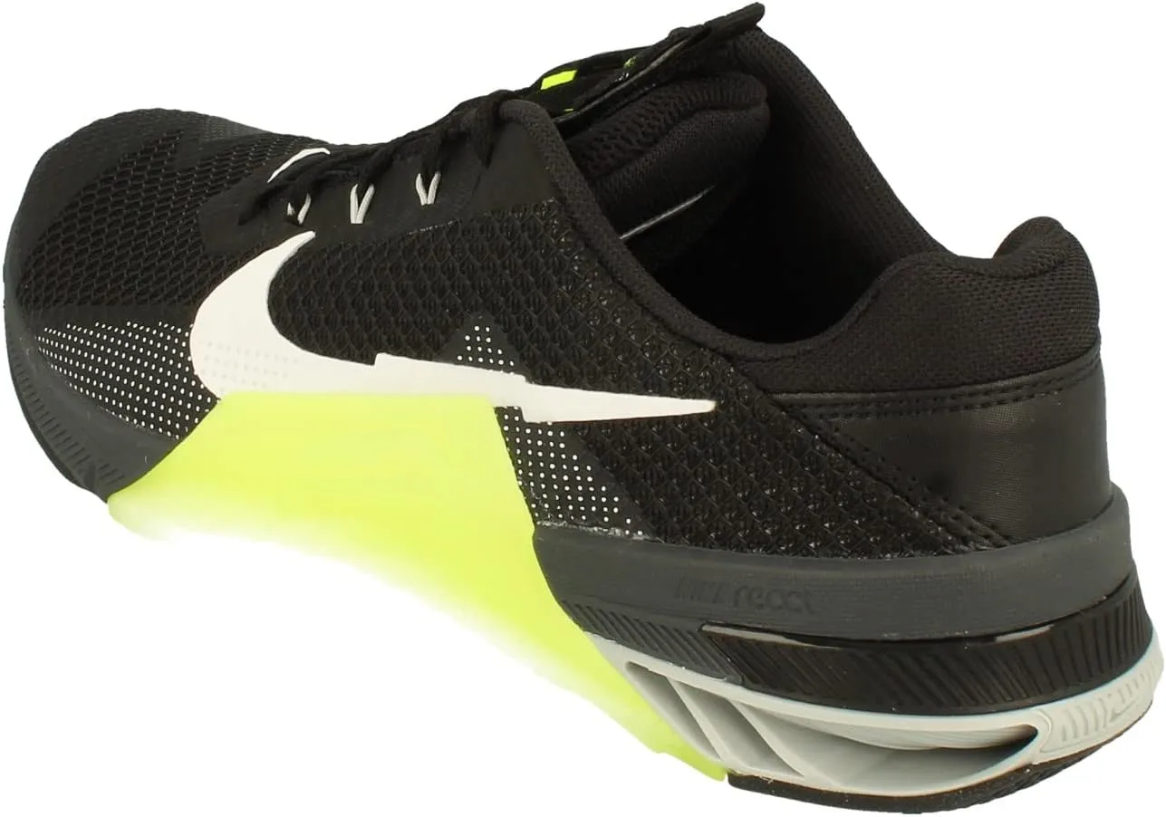 Nike Men's Sneaker, 0