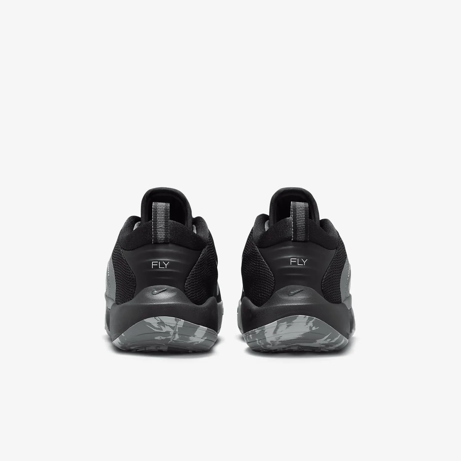 Nike Unisex-Child Isofly (Little Big Kid) Sneaker