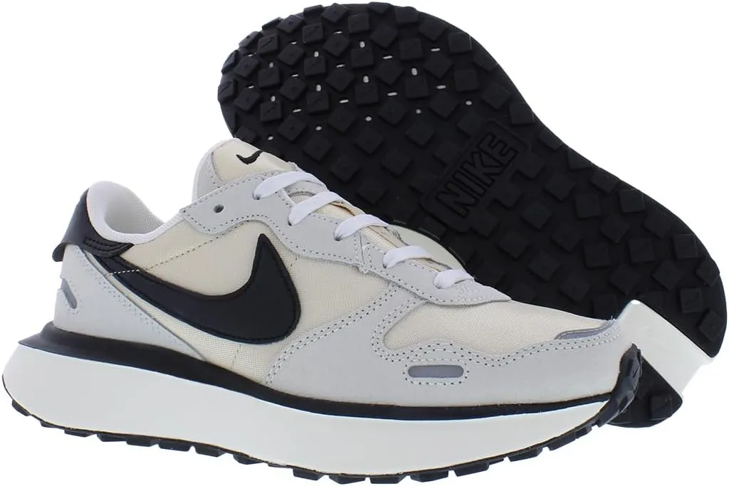 Nike Women's Sneaker