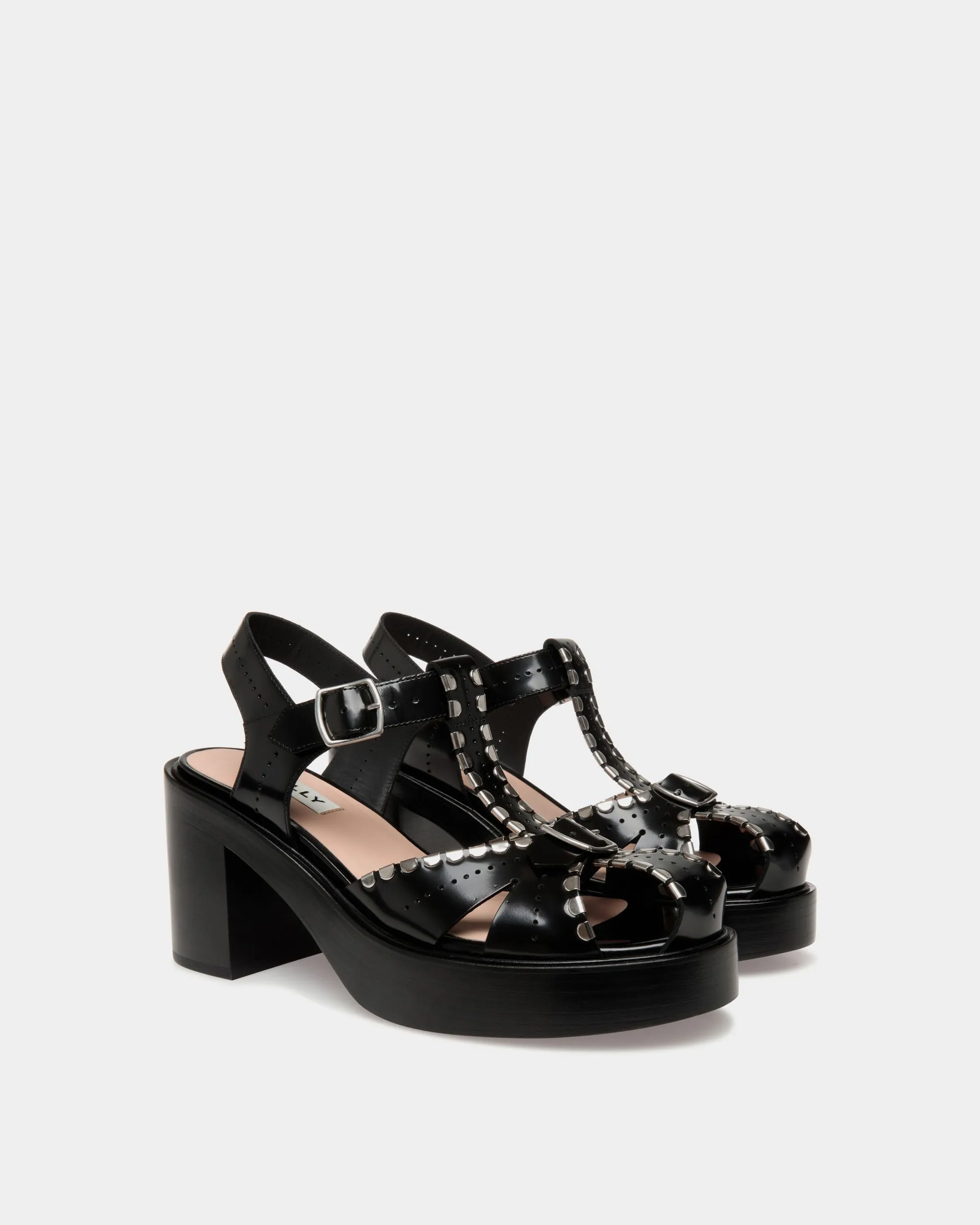 Peggy Gut Sandal in Black Leather