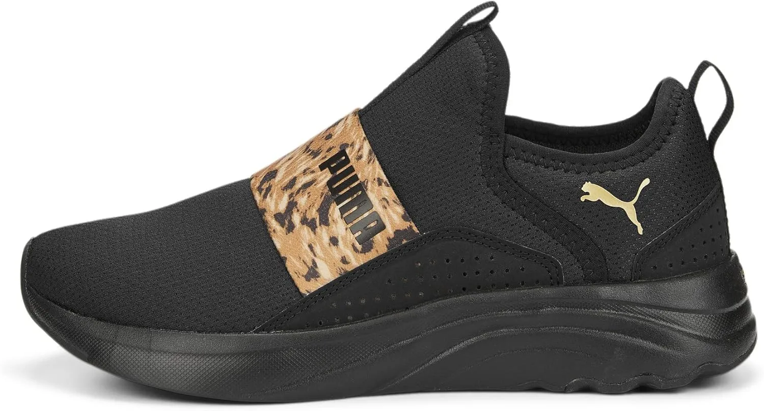 PUMA Women's SOFTRIDE Sophia Slip On Sneaker, Black Team Gold, 7