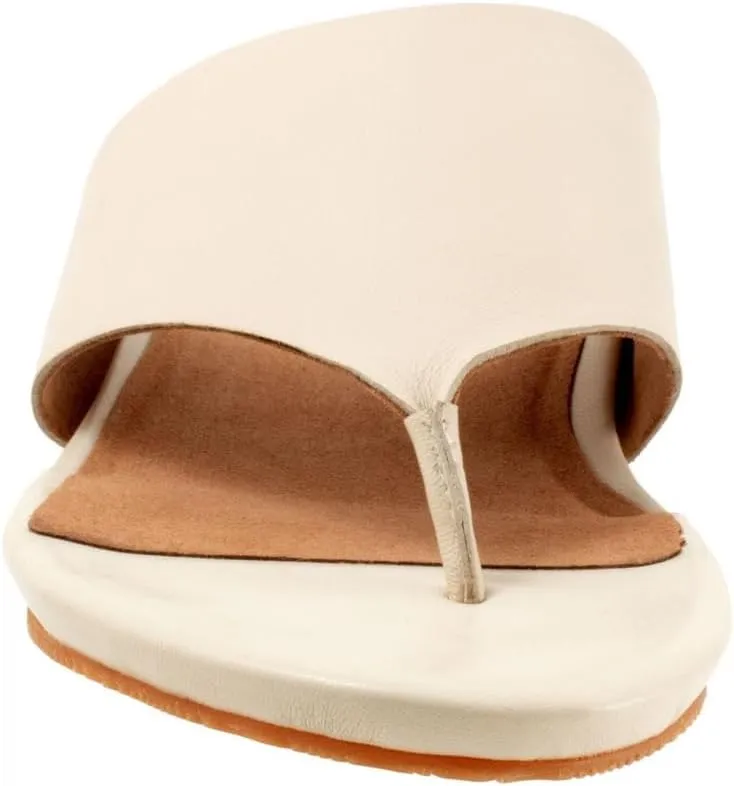 SoftWalk Women's Chandler Sandal