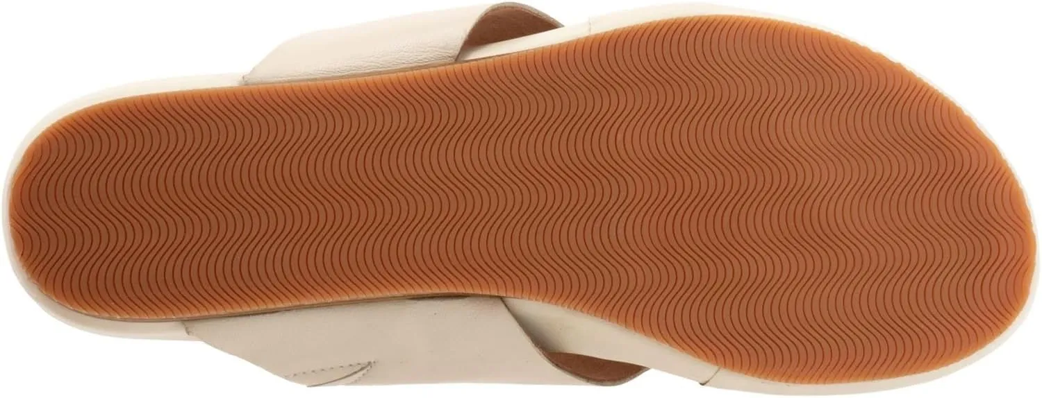 SoftWalk Women's Chandler Sandal