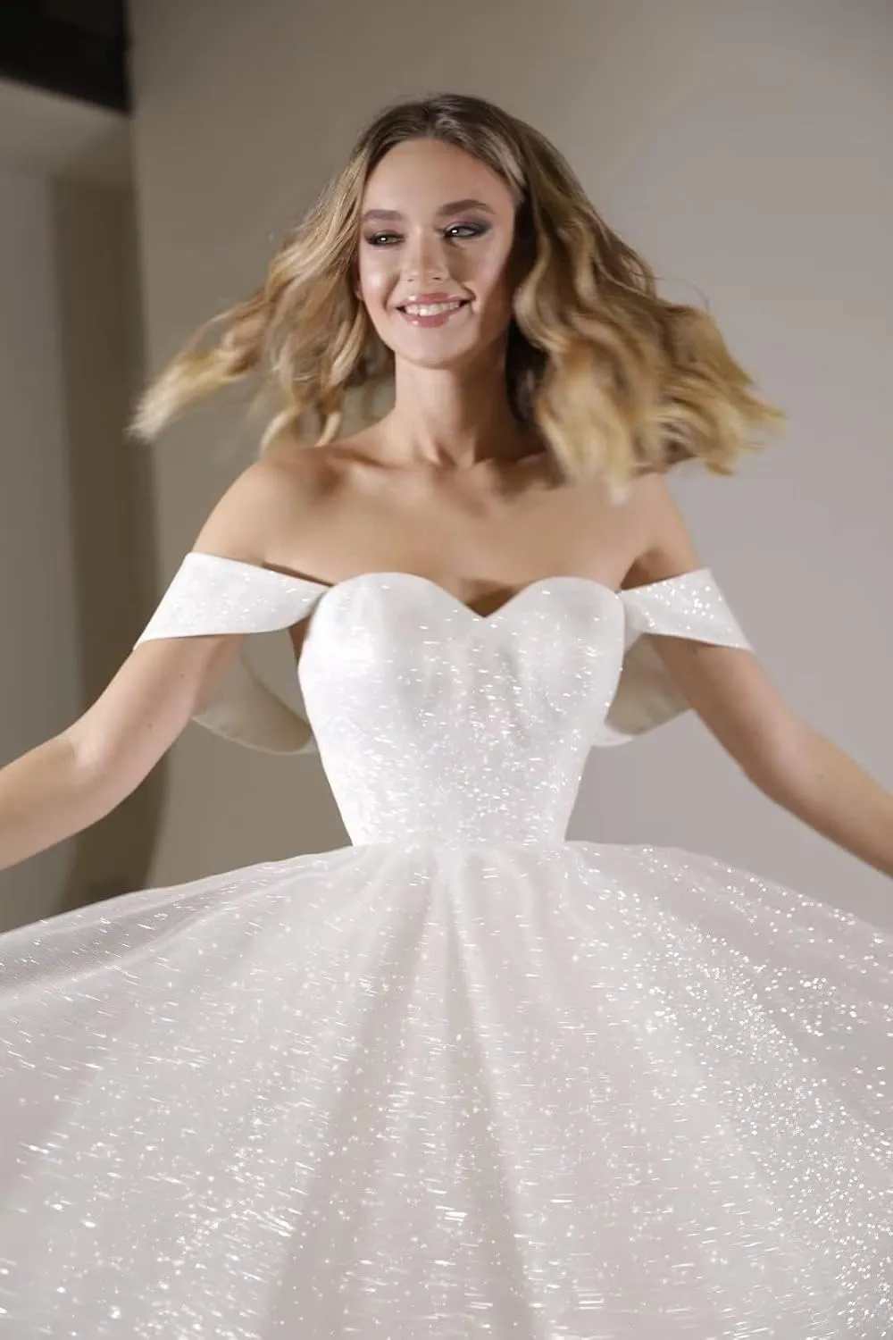 Sparkly Tulle Homecoming Dresses Off Shoulder Glitter Short Prom A line Short Formal Cocktail Gowns for Womens