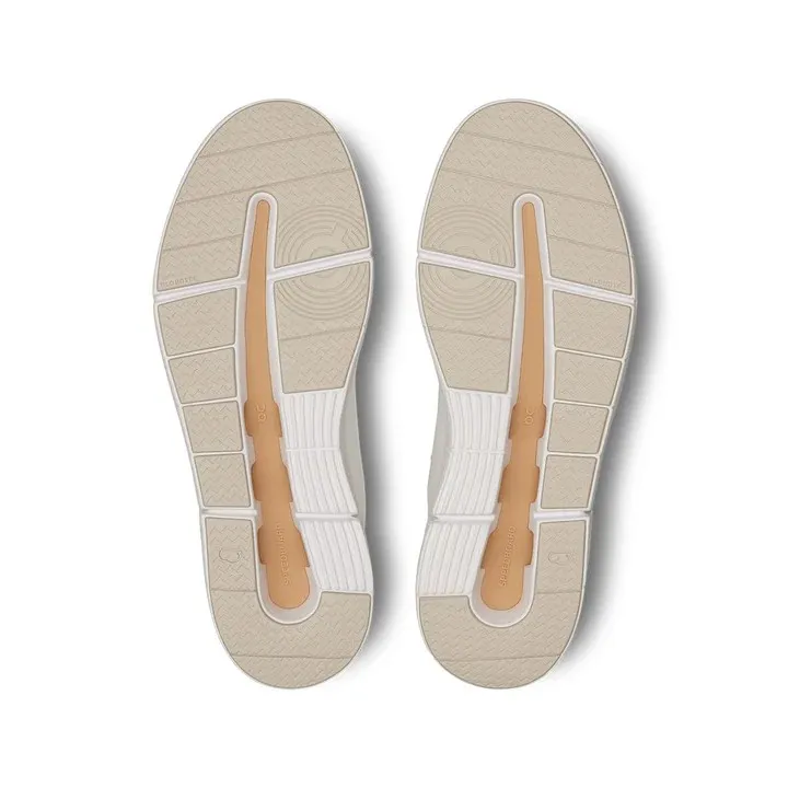 Women's On The Roger Advantage | White/Savannah