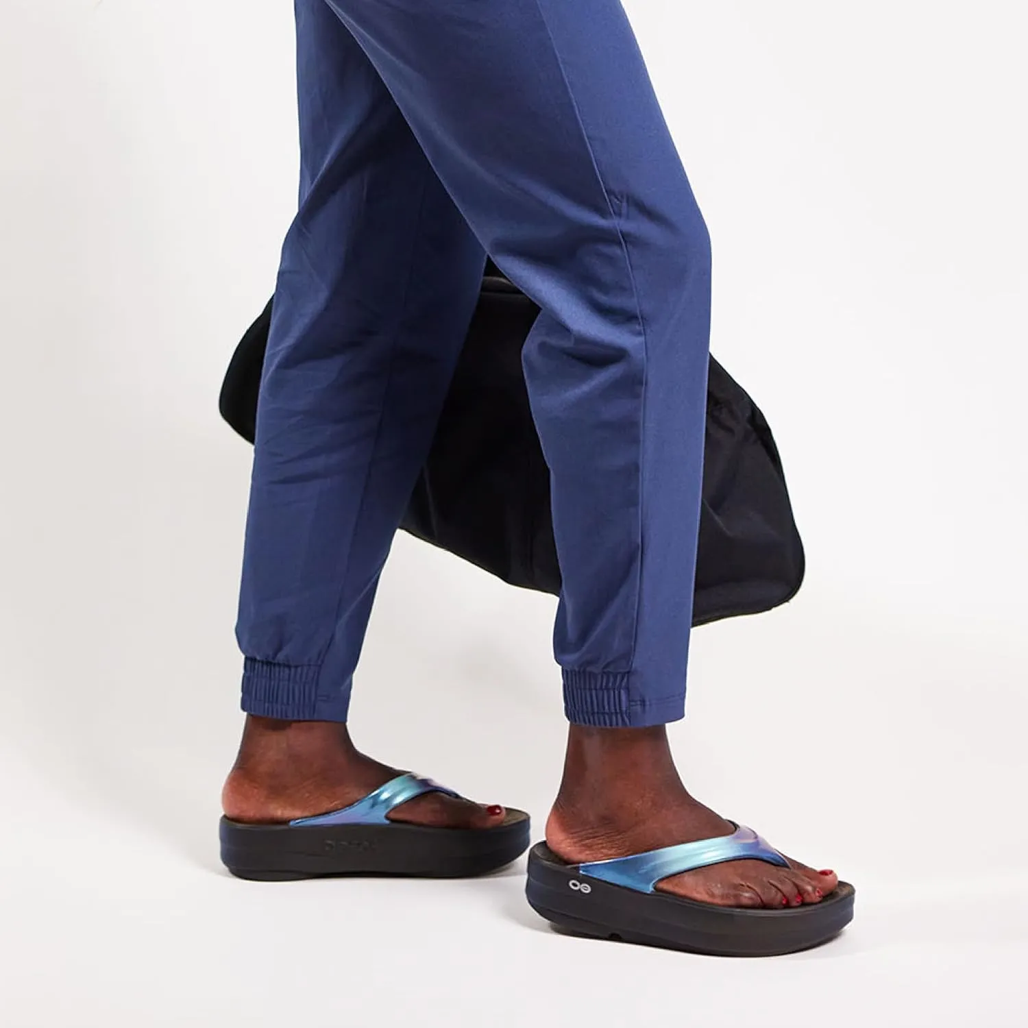 Women's OOmega OOlala Luxe Sandal - Atlantis