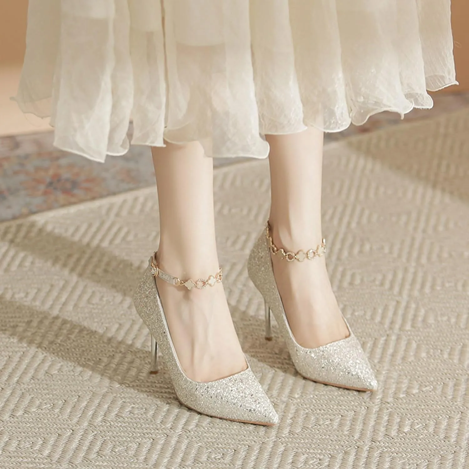 Women's Pointed Toe Stilettos High Heels Fashion Sequins Closed Pointed Toe Slip On Metal Chain Ankle Strap Wedding Party Prom Dress Shoes