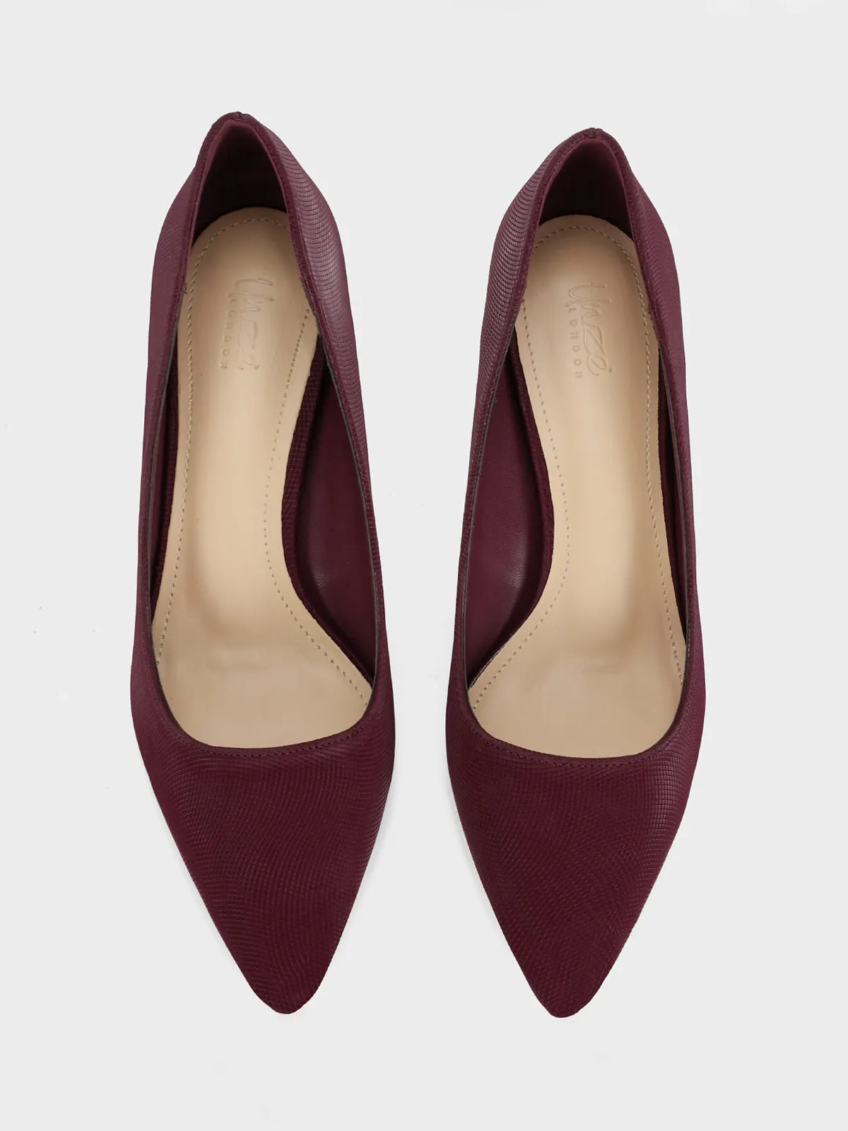 Women's "CAOILTE" Pointed Slip On Courts